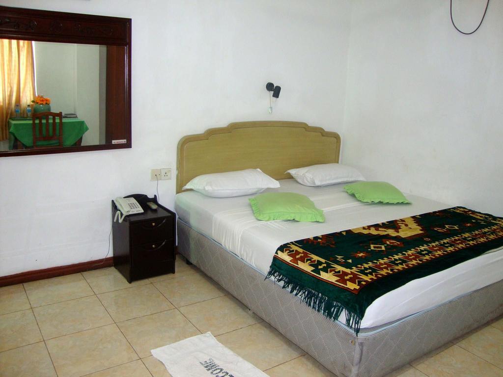 Green Park Beach Hotel Trincomalee Cameră foto